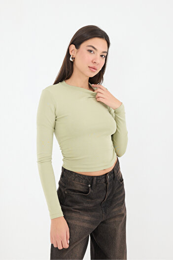 Addax Crew Neck Gathered Sides Basic Blouse B4164-U13