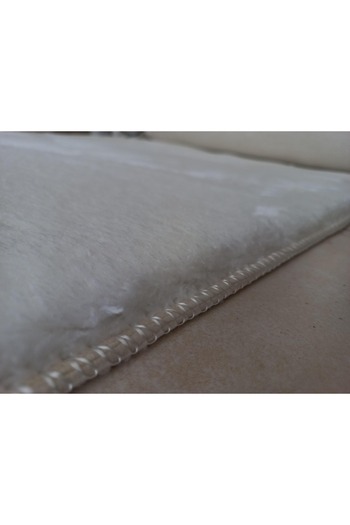 Enva Home Non-Slip Base Washable Plush Prayer Rug Overlocked Long Pile Prayer Mat Cream