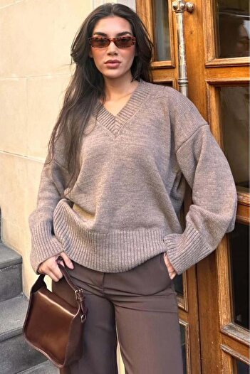 Madmext Mink V-Neck Oversize Women's Knitwear Sweater Mg2149