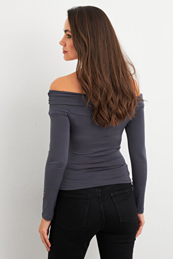 Cool & Sexy Women's Gray Ring Accessory Madonna Collar Crop Blouse Rlo3043