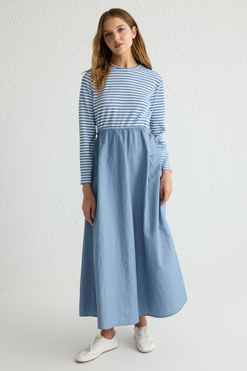 Trendyol Modest Modrý padákový obyčejný hidžáb spodní oblek Tctaw25Us00098