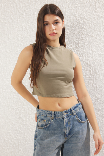 Trendyol Collection Khaki-Ecru 2 Pack Sleeveless Crop Cotton Stretchy Knitted Undershirt Twoss23Al00010