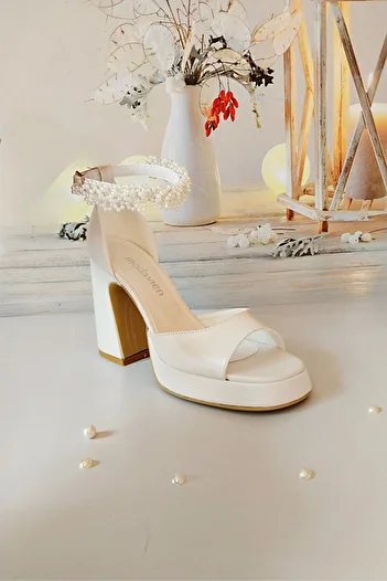 Modavien Women's 10 cm Platform White Pearl Bridal Shoes