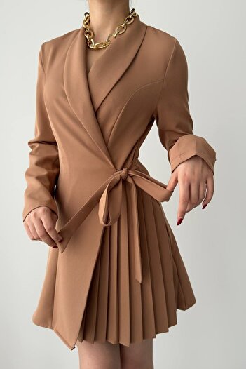 bayansepeti Φόρεμα Mini Jacket από ύφασμα Mink Atlas με πλισέ και λεπτομέρεια ζώνης 281