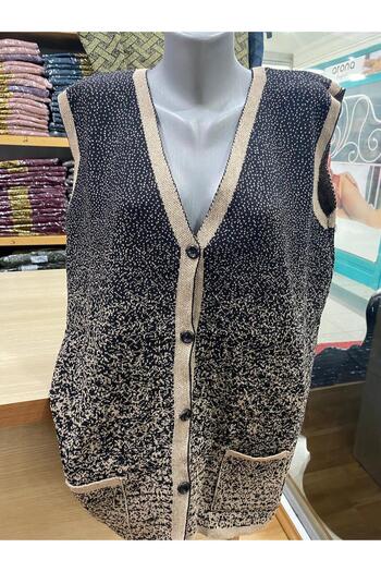TCR Women's Knitwear Buttoned Pocket Patterned Vest