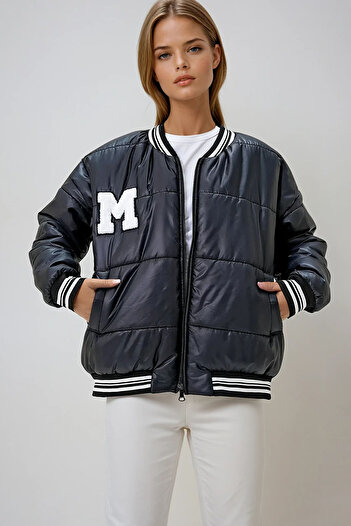 VAGGON Women's Black Ribbed Trim Detailed Puffer Coat Prmx13127