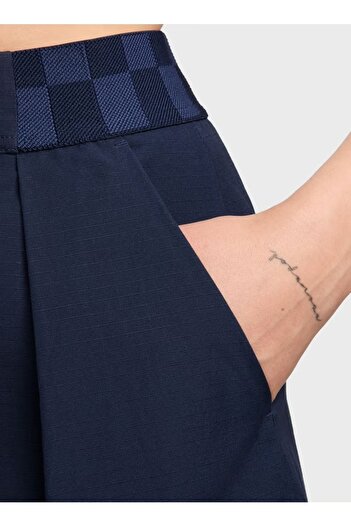 Nike Sportswear Collections High-Waisted 7.5cm (approx.) Trouser Style Kadın Şort BIG SPORT