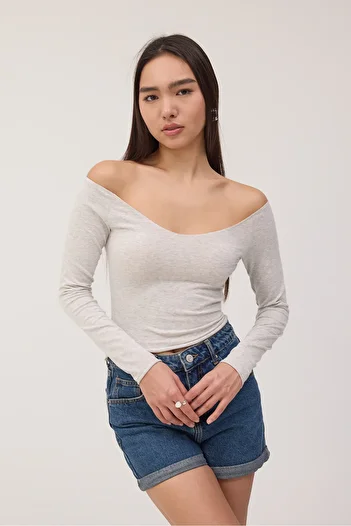 Addax Boat Neck Long Sleeve Crop Blouse B1663-W12