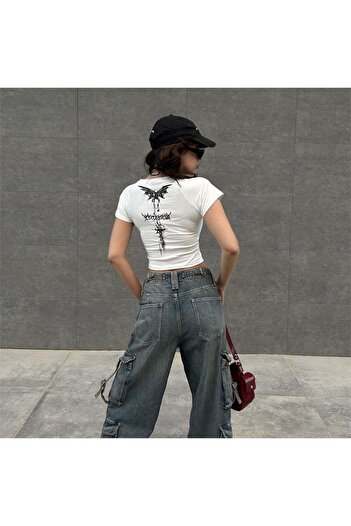 Köstebek White Gothic Dragon Slayer Short Sleeve Crop