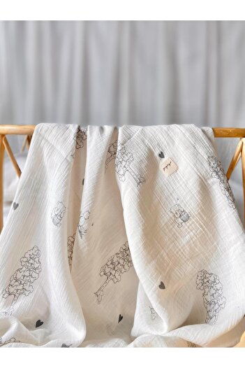 Zezig Winnie Muslin Blanket