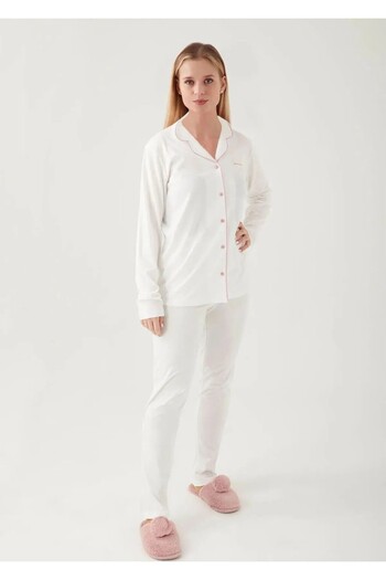 Pierre Cardin Women's Long Sleeve Pajamas Set - Shirt Neck, Button, Piping Detail Thclvr.77.17.Pc.Vr