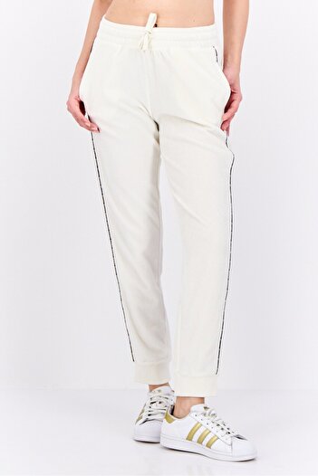 Champion Women Sportswear Fit Training Sweatpants, Cream