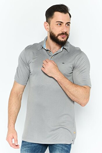 Quiksilver Men Regular Fit Solid Short Sleeve Polo Shirt, Grey