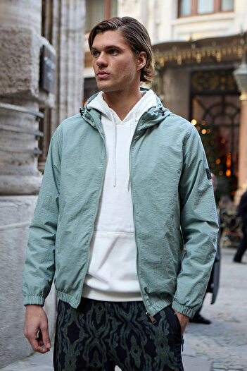 Danger Men's Hooded Parachute Fabric Jacket Water Green