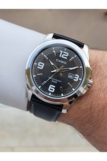 Casio Silver Black Color Men's Wrist Watch