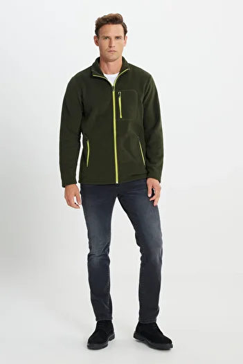 AC&Co / Altınyıldız Classics Pánská mikina Khaki Standard Fit Regular Cut Stojáček Kapsa Zip Chladuvzdorná Fleecová bunda