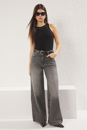 Trendyol Collection Black Knitted Undershirt with Stretch Ribbon - Staple Detail, Body-Fitting Twoss25Al00008