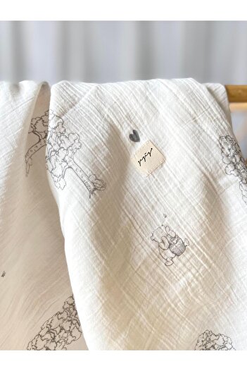Zezig Winnie Muslin Blanket