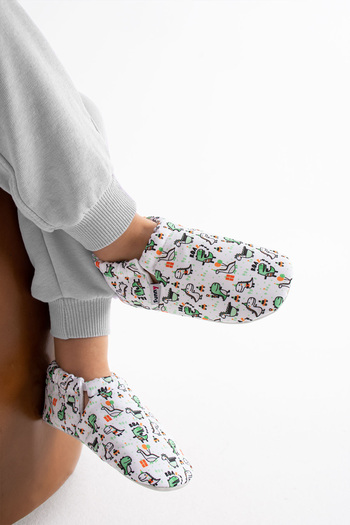 Funny Baby Non-Slip Sole Organic Baby Booties Anti-Sweat Soft Cute Figured Comfortable Flexible
