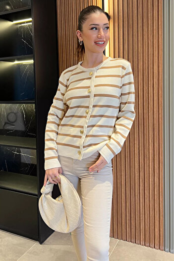 GÜLSELİ Women's Front Button Striped Cream Knitwear Cardigan - Size S/M/L
