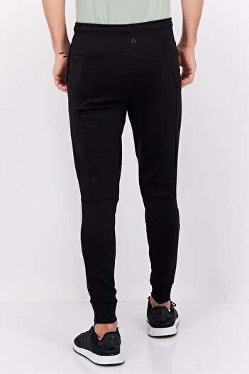 Skora Men Sportswear Fit Brand Logo Training Track Pants, Black