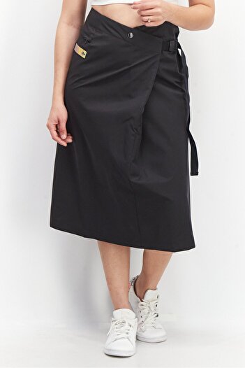adidas Women Sportswear Fit Prem Outdoor Skirt, Black