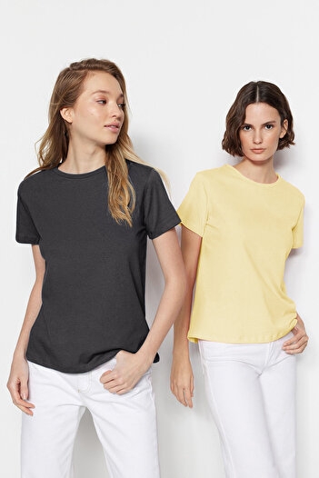 Trendyol Collection Crew nyakú 100% pamut antracit-sárga póló 2 csomag - TWOSS20TS0141
