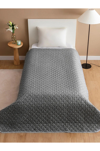LC Waikiki LCW HOME Karışık Desenli Tek Kişilik Yatak Örtüsü 160x220 Cm