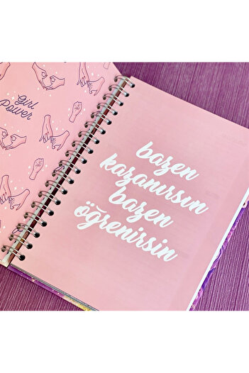 hediyeofisi StarGirl Tasarımlı Sticker'lı Tarihsiz Konuşan Ajanda Haftalık Planlayıcı Defter