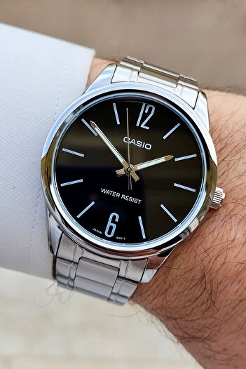Casio ساعة يد رجالية باللون الأسود والرمادي مقاس 40 ملم