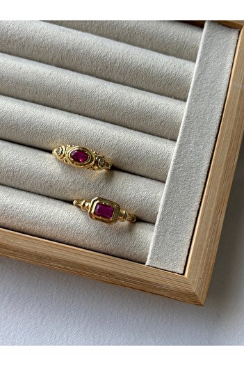 ringbox Set of 2 Fuchsia Stone Vintage Rings