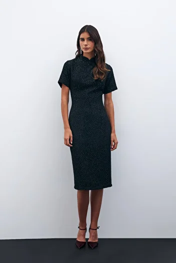 Sateen Rochie din tweed cu guler stand - neagră