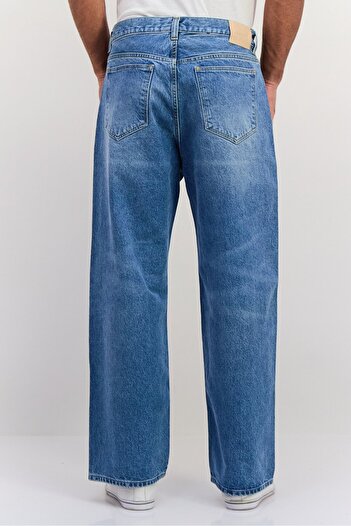 Gant Men Loose Fit Washed No Stretch Denim, Blue