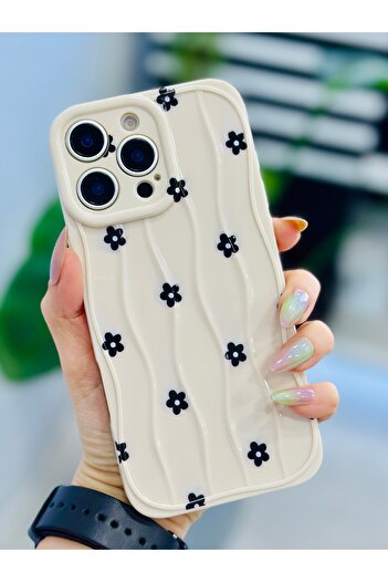 Go Aksesuar iPhone 16 Promax Compatible Black Daisy Print Design Flexible Silicone Case