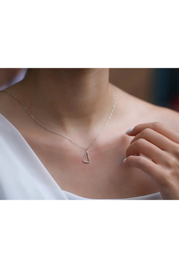 Safir Kuyumculuk Minimal Pırlanta Kolye