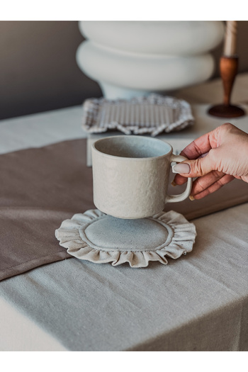 KaiHome Raw Linen Ruffle Coasters
