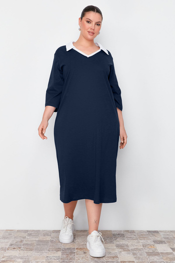 Trendyol Curve Navy Blue Polo Collar Midi Knitted Dress TBBSS24AH00145