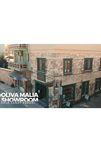 Oliva Malia Zeytin Çiçeği Kolonyası 3 Adet 200 ml Sprey Kapaklı Şişe