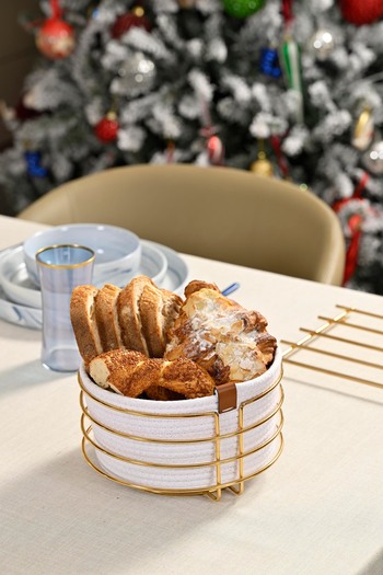 Edora Home Stylish Gold Round Bread Basket - Wicker Knitted, Macrame, Multi-Purpose, Stainless Metal