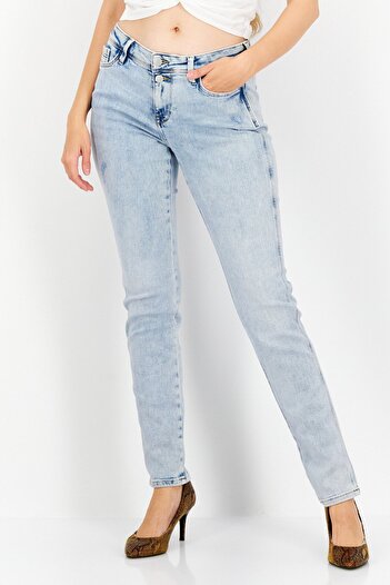 Esprit Women Slim Fit Plain Strethable Denim, Light Blue