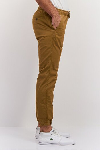 GAP Men Regular Fit Solid Jogger Pants, Khaki