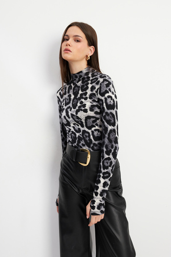 Bipantolon Women's Gray Dense Leopard Print Finger Detailed Bodysuit