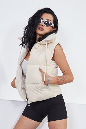 moda armanc Short Sports Beige Puffer Vest