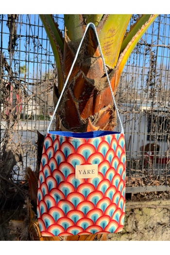 Yare Atelier Жіноча двостороння сумка-сакволяйка з підкладкою синього кольору, з двостороннім використанням, з ручками та ременем через плече