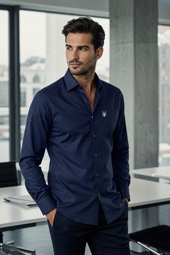 Trendyol Collection Έξυπνο πουκάμισο με κέντημα με λεπτή εφαρμογή Navy Blue TMNSS24GO00062