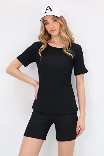 Trend Alaçatı Stili Women's Black Crew Neck Shorts Double Suit ALC-X11543