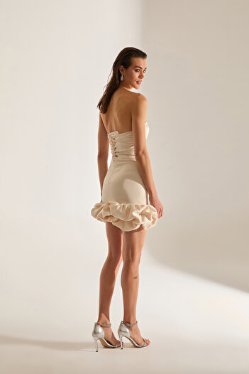 BETTY & SAM Farah Cut Out Straplez EKRU Mini Gece Elbisesi