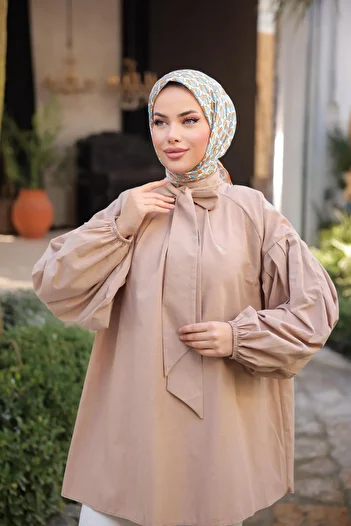 Nergis Neva Butik πλισέ τουνίκ με γιακά κασκόλ