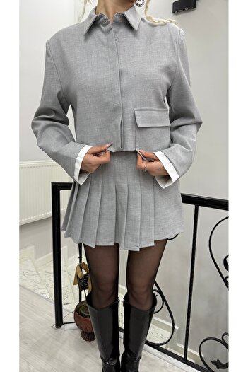Butik Gri blazer ceketli şort etekli kumaş ikili takım
