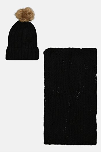 Rampage Women 2pcs Chunky Knit Beanie And Infinity Scarf Set, Black